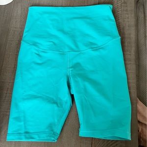Old Navy active shorts maternity XS
